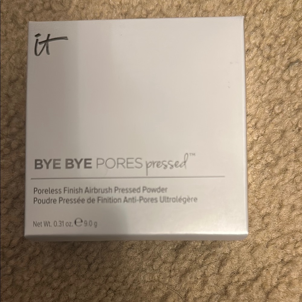 IT Cosmetics Bye Bye Pores Pressed Powder - Translucent